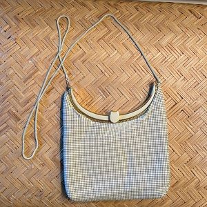 Dress gold and cream purse.